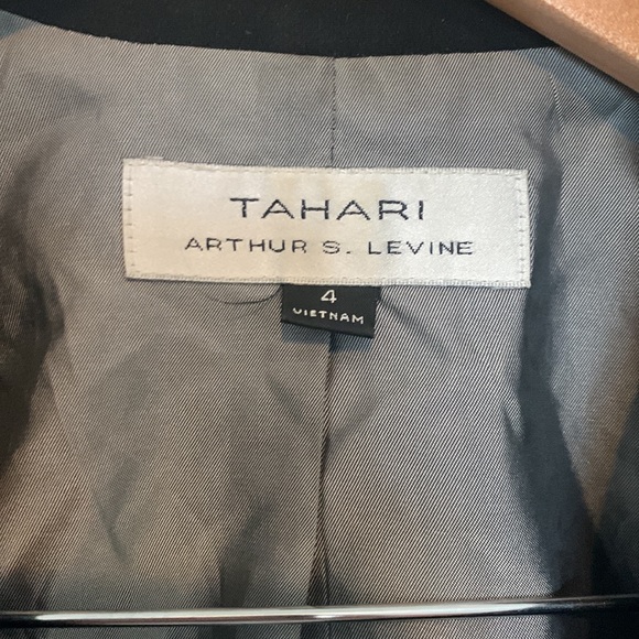 Tahari black button up blazer - Picture 2 of 3